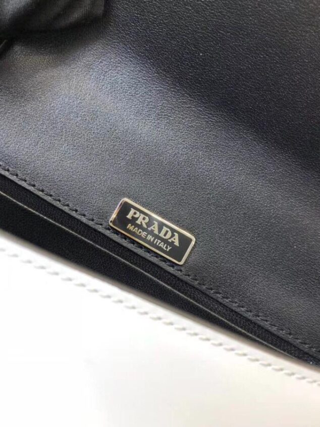 Bolsa Prada