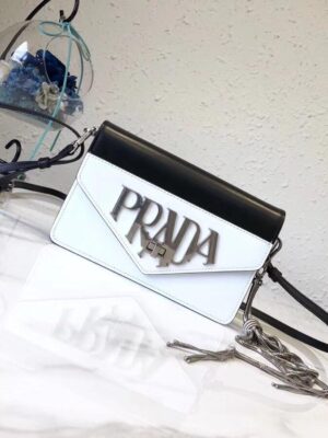 Bolsa Prada