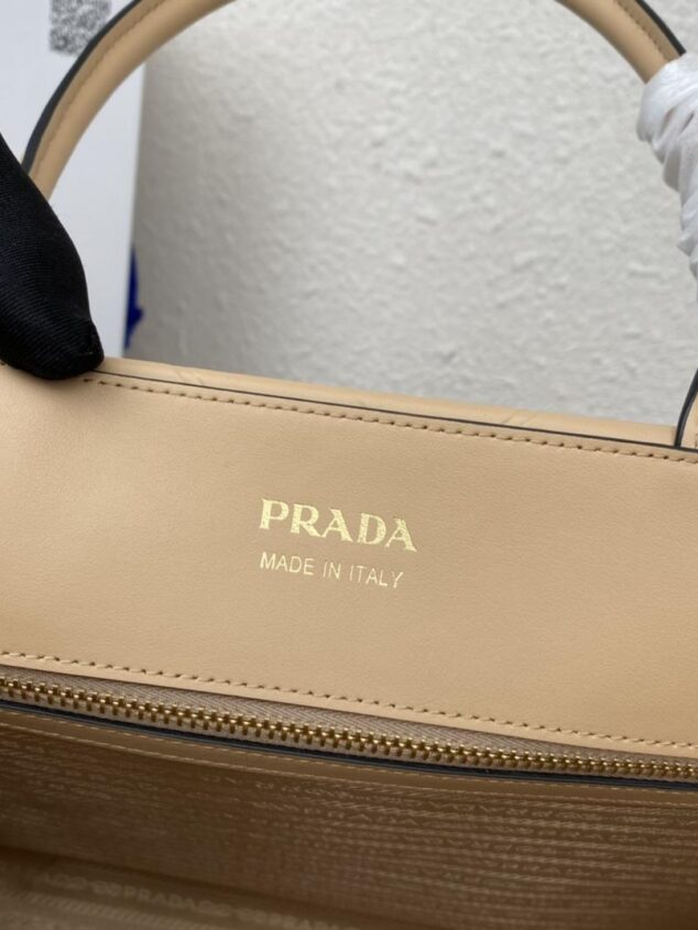 Bolsa Prada Hand