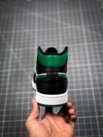 Tenis Air Jordan Mid