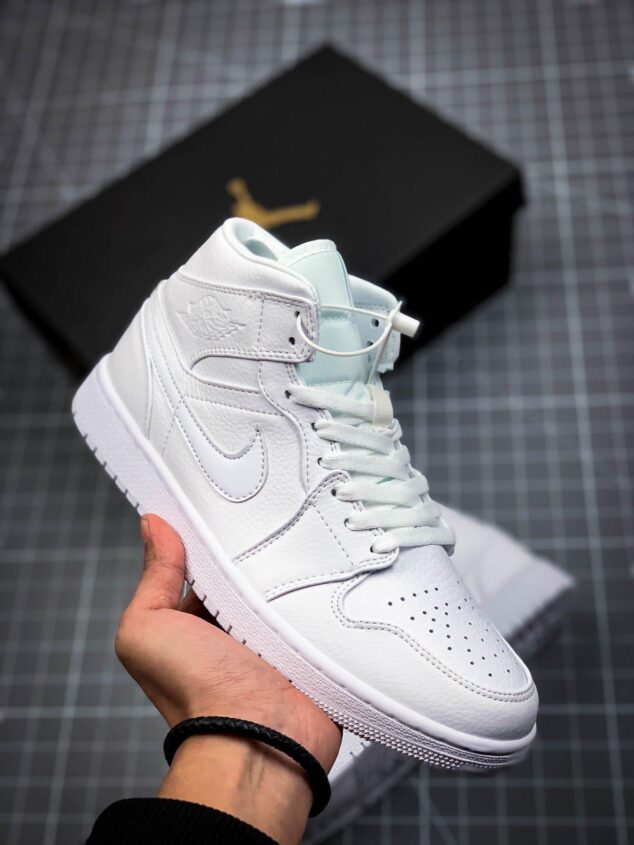 Tenis Air Jordan Mid