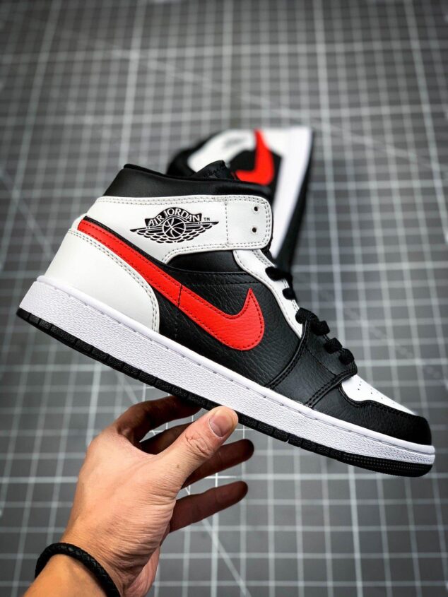 Tenis Air Jordan Mid