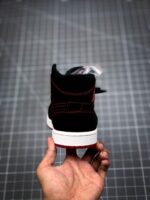 Tenis Air Jordan Mid