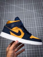 Tenis Air Jordan Mid