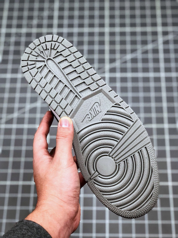 Tenis Air Jordan Mid