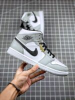 Tenis Air Jordan Mid