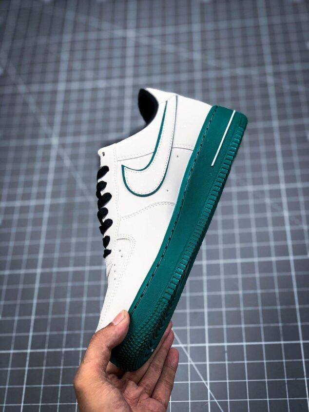 Tenis Air Jordan Mid