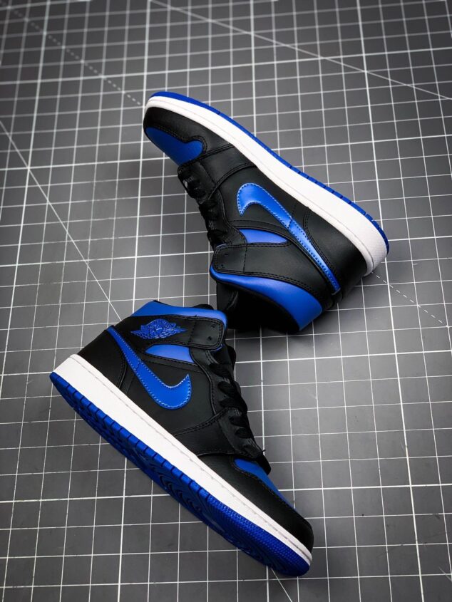 Tenis Air Jordan Mid