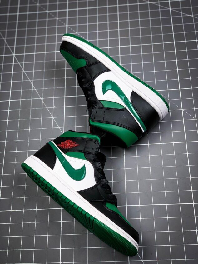 Tenis Air Jordan Mid