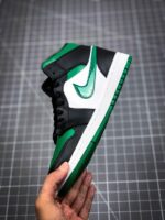 Tenis Air Jordan Mid