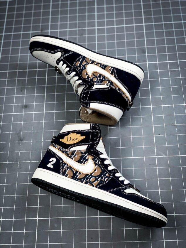 Tenis Air Jordan Mid