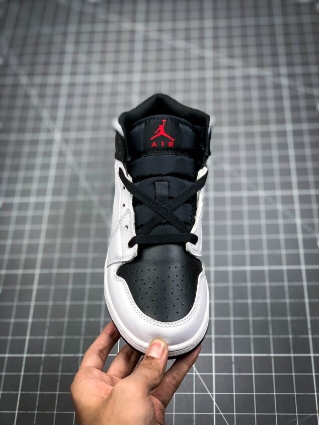 Tenis Air Jordan Mid