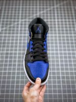 Tenis Air Jordan Mid