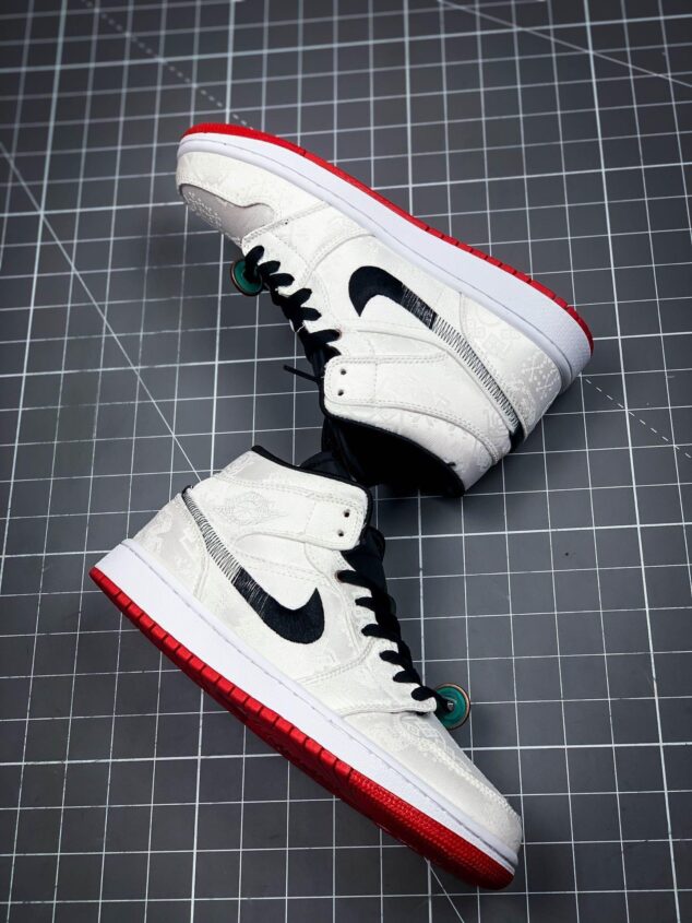 Tenis Air Jordan Mid