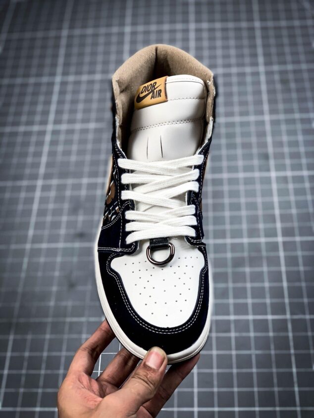 Tenis Air Jordan Mid