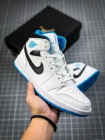 Tenis Air Jordan Mid