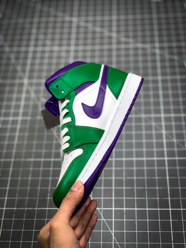 Tenis Air Jordan Mid