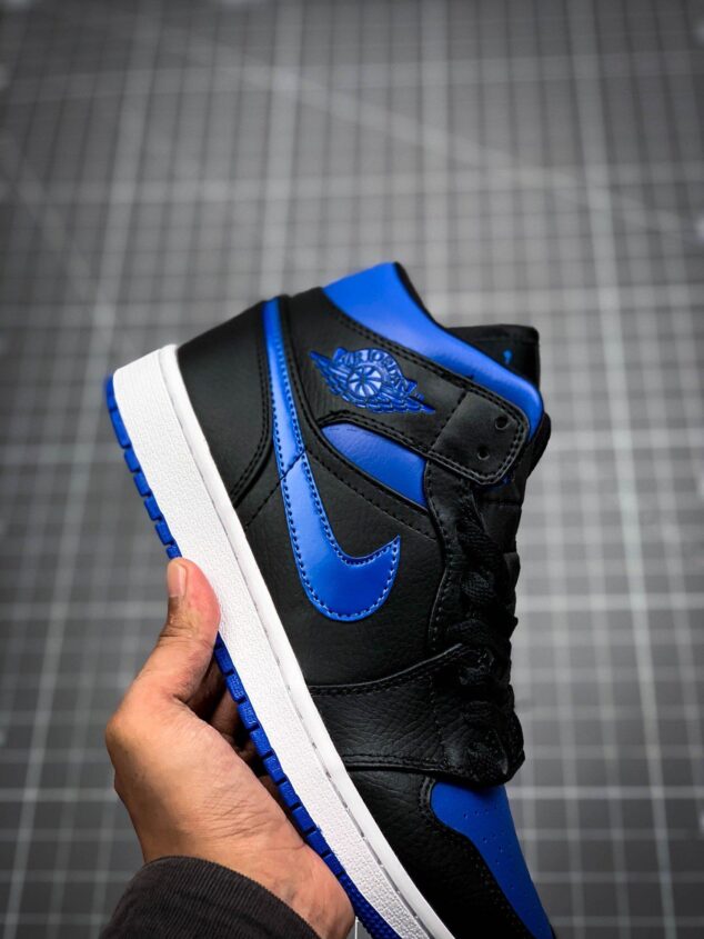 Tenis Air Jordan Mid
