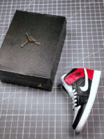 Tenis Air Jordan Mid