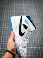 Tenis Air Jordan Mid