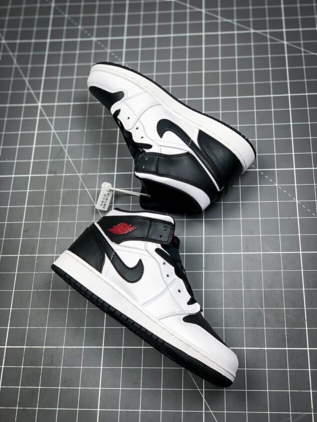 Tenis Air Jordan Mid