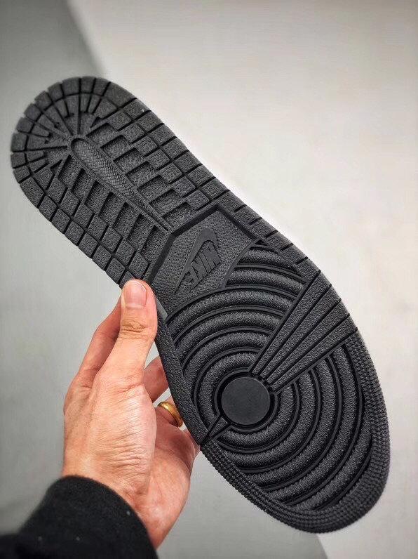 Tenis Air Jordan Mid