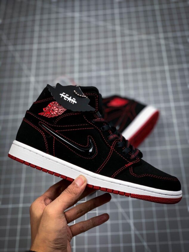 Tenis Air Jordan Mid