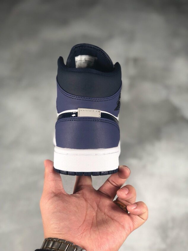 Tenis Air Jordan Mid