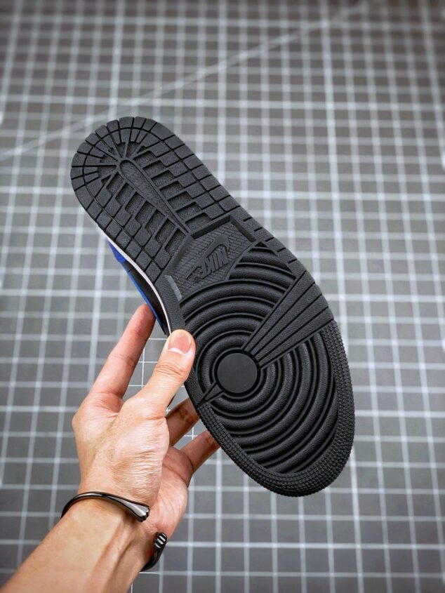 Tenis Air Jordan Mid