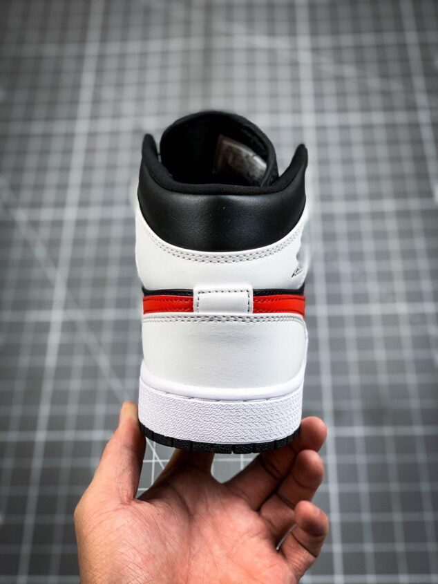 Tenis Air Jordan Mid