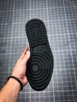 Tenis Air Jordan Mid