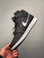 Tenis Air Jordan Mid