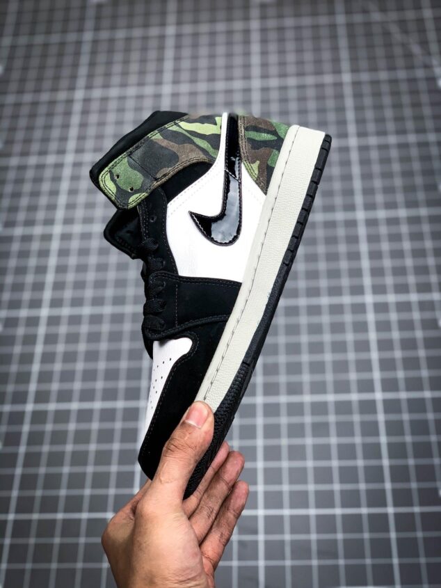 Tenis Air Jordan Mid