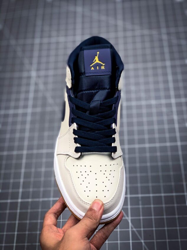 Tenis Air Jordan Mid