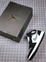 Tenis Air Jordan Mid