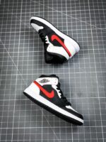 Tenis Air Jordan Mid