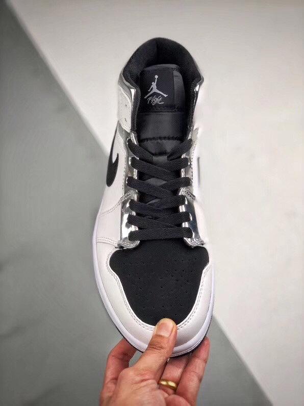 Tenis Air Jordan Mid