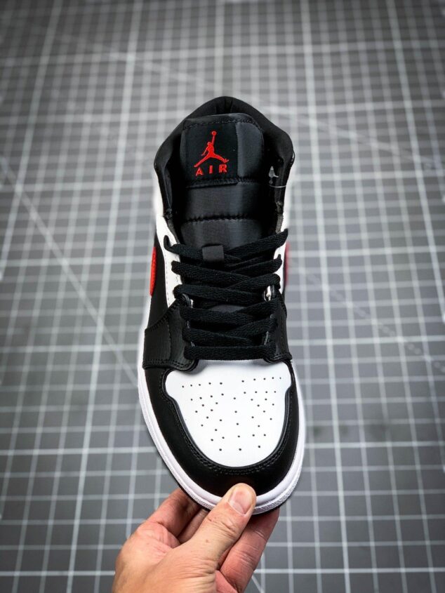 Tenis Air Jordan Mid