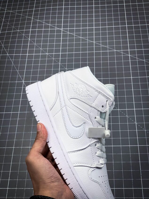 Tenis Air Jordan Mid