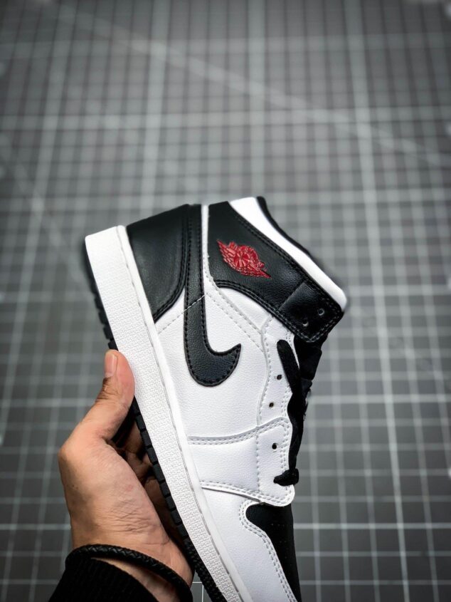 Tenis Air Jordan Mid