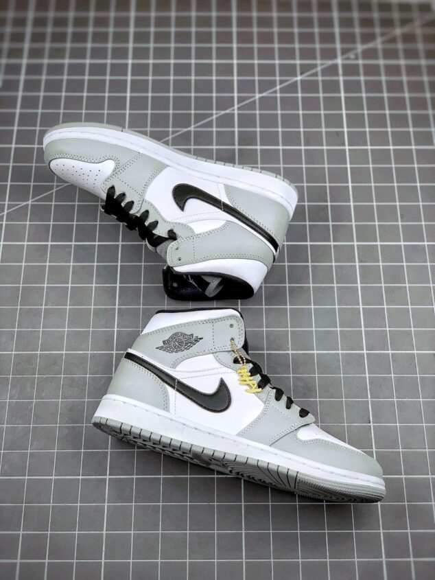 Tenis Air Jordan Mid