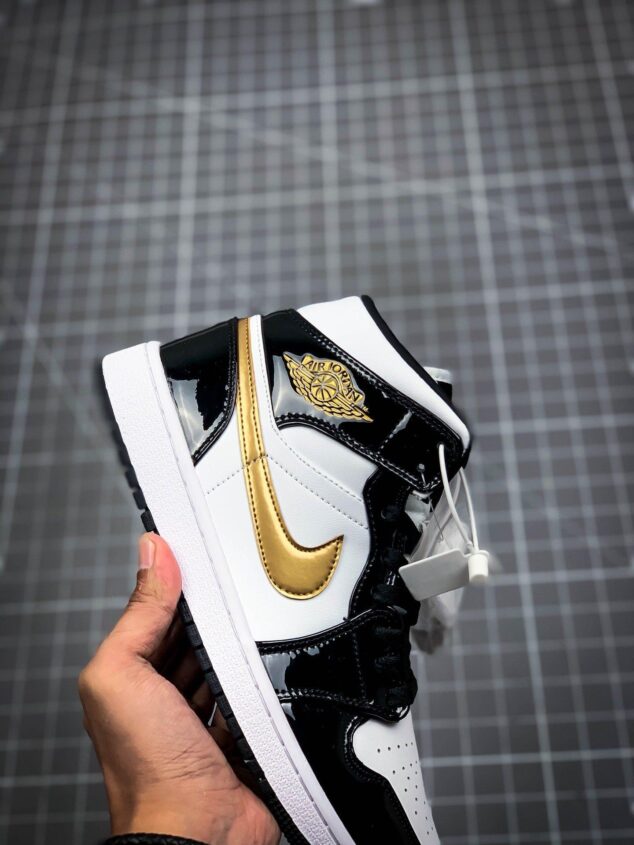 Tenis Air Jordan Mid