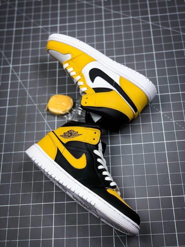 Tenis Air Jordan Mid