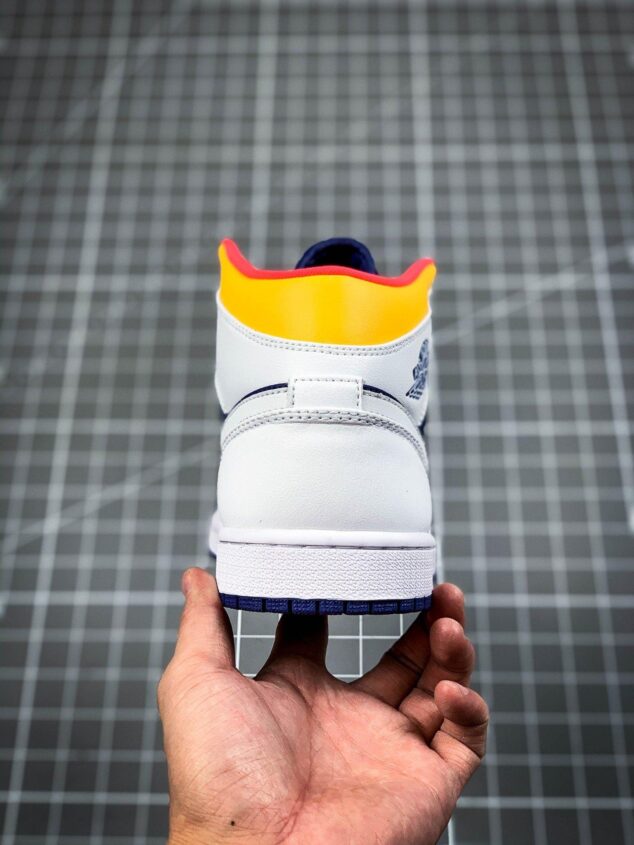 Tenis Air Jordan Mid