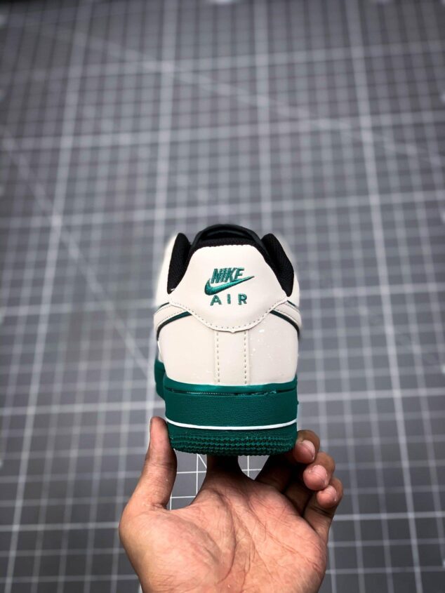 Tenis Air Jordan Mid