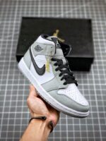Tenis Air Jordan Mid