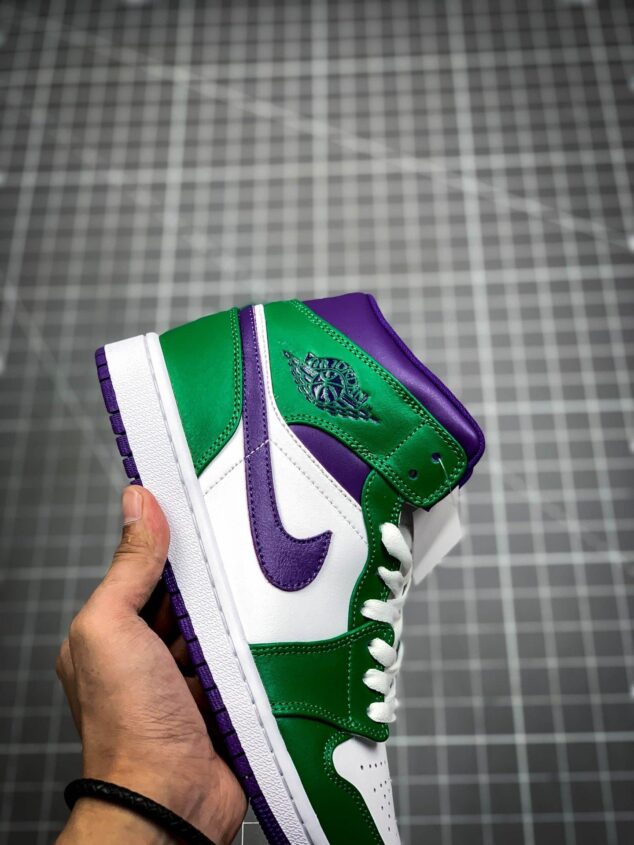 Tenis Air Jordan Mid