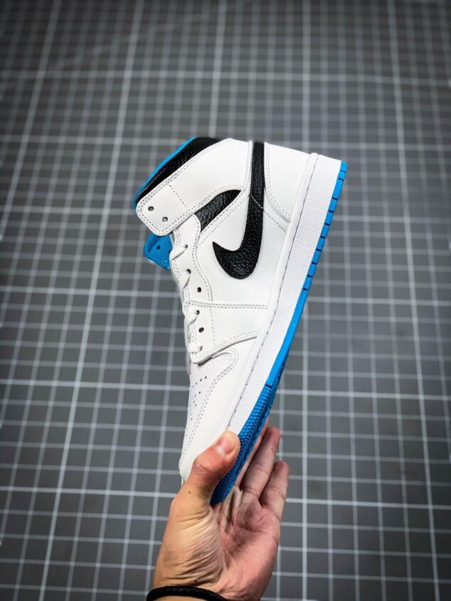 Tenis Air Jordan Mid